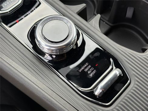 New 2026 Jeep Cherokee Overland AWD/4WD image 32