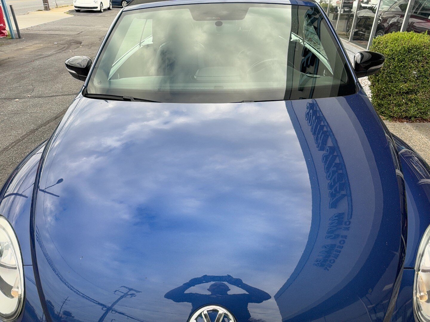 Used 2013 Volkswagen Beetle 2.0T FWD image 28