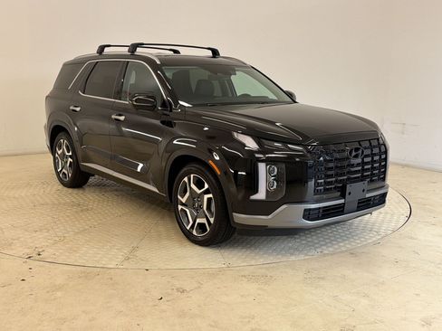 Used 2024 Hyundai Palisade Limited AWD/4WD image 7