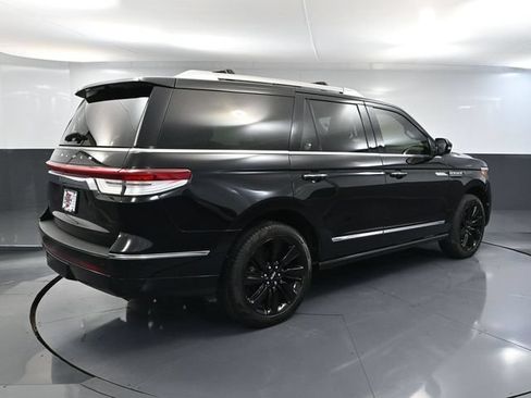 Used 2024 Lincoln Navigator Reserve w/ Equipment Group 201A AWD/4WD image 6