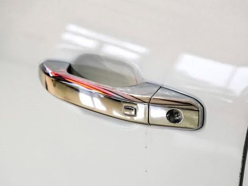 Used 2021 Chevrolet Silverado 3500 LTZ w/ LTZ Texas Edition image 38