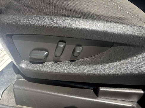 Used 2018 GMC Sierra 1500 SLE w/ SLE Value Package AWD/4WD image 19