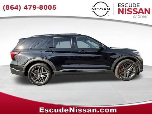 Used 2025 Ford Explorer ST w/ Sun And Sound Package AWD/4WD image 2