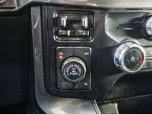 New 2026 Chevrolet Suburban LT w/ Comfort Package image 30