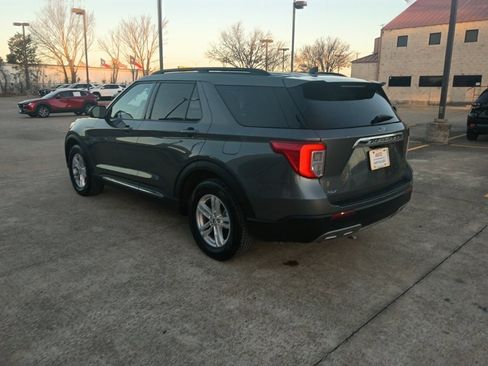 Used 2024 Ford Explorer XLT w/ Equipment Group 202A image 12