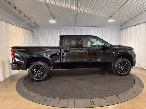 Used 2024 Chevrolet Silverado 1500 RST image 10