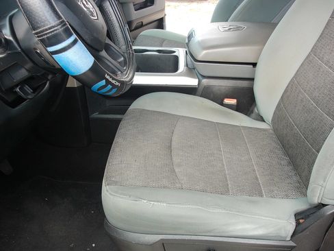 Used 2016 RAM 1500 Lone Star RWD image 14