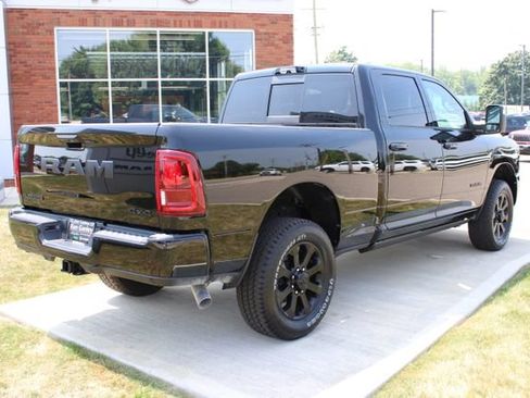 Used 2026 RAM 3500 Laramie AWD/4WD image 41