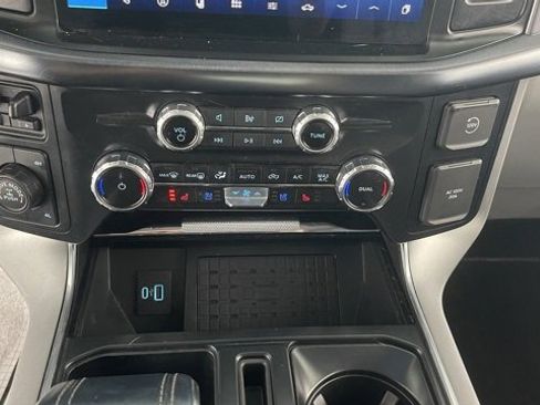 Used 2023 Ford F150 Limited image 43