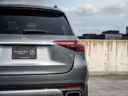 Certified 2026 Mercedes-Benz GLE 350 4MATIC image 10