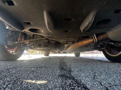 Used 2016 Toyota Camry SE image 37