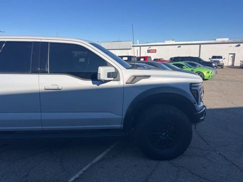 Used 2025 Ford F150 Raptor image 5