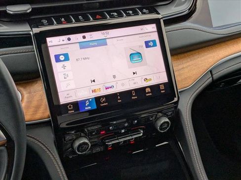 Used 2023 Jeep Grand Cherokee L Summit image 13