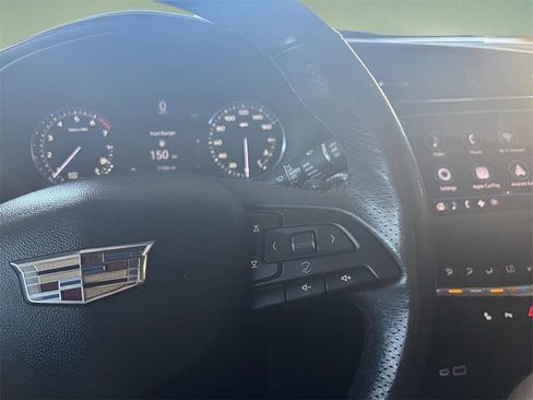 Used 2019 Cadillac XT4 Sport w/ Cold Weather Package image 9