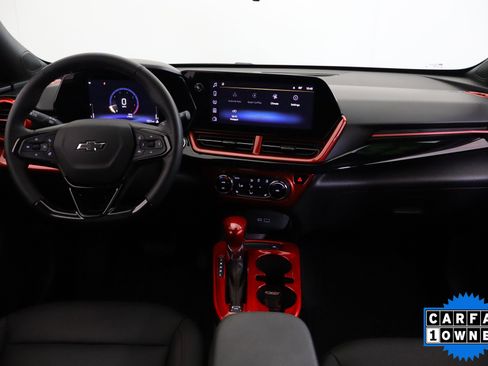 Used 2025 Chevrolet Trax RS w/ Driver Confidence Package image 4