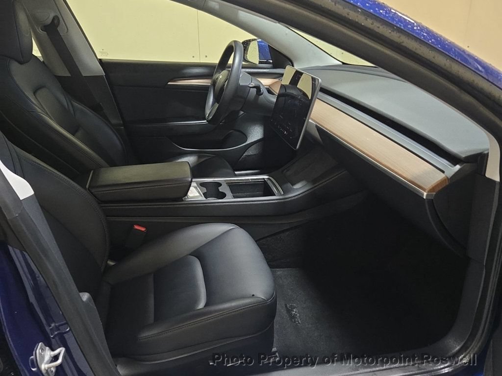 Used 2023 Tesla Model 3 Standard Range RWD image 2