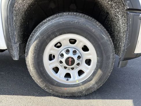 New 2026 GMC Sierra 2500 Pro w/ Convenience Package image 15