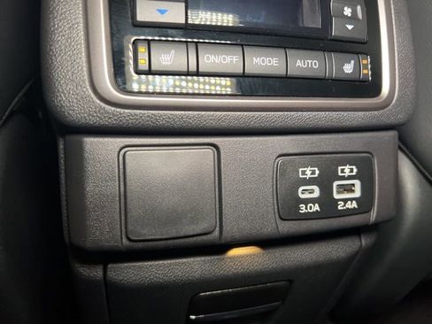 Certified 2025 Subaru Ascent Limited w/ Popular Package #1 image 58