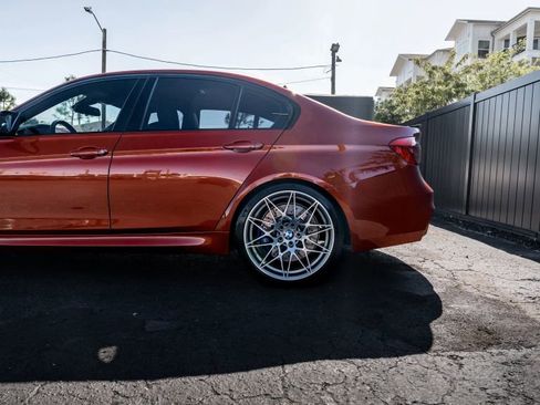 Used 2018 BMW M3 image 33