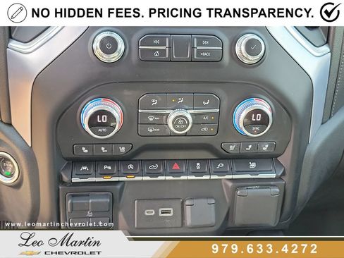 Used 2020 GMC Sierra 1500 SLT RWD image 25