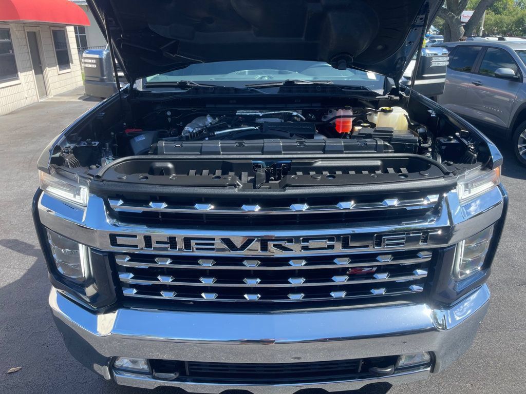 Used 2021 Chevrolet Silverado 3500 LTZ w/ LTZ Convenience Package AWD/4WD image 22