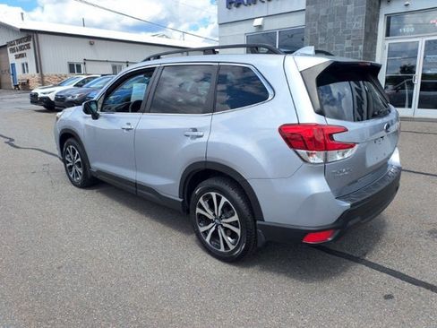 Certified 2023 Subaru Forester Limited AWD/4WD image 2