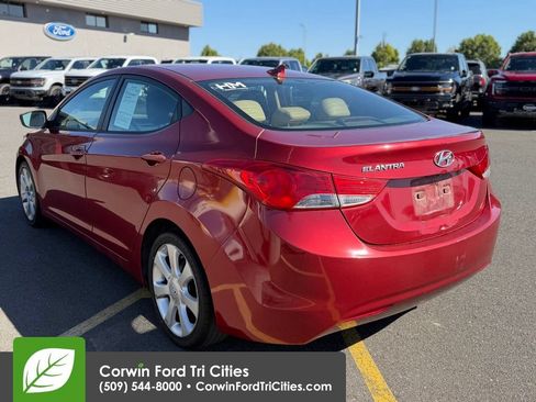 Used 2013 Hyundai Elantra Limited w/ Technology Pkg FWD image 11
