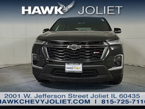 Used 2023 Chevrolet Traverse RS w/ LPO, Floor Liner Package AWD/4WD image 3