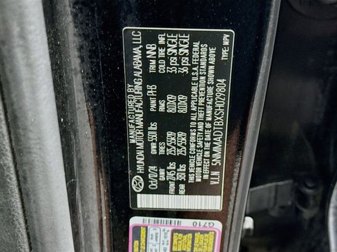Used 2025 Genesis GV70 2.5T AWD/4WD image 12