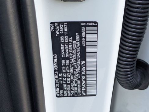 New 2026 Porsche Cayenne Coupe image 30