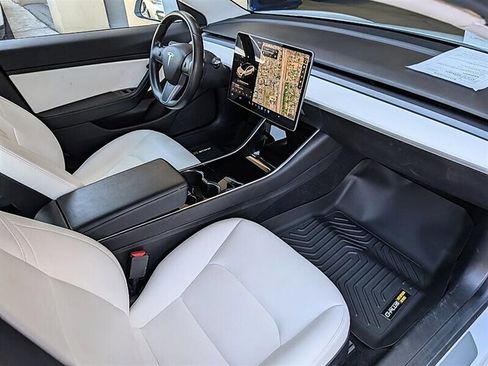 Used 2019 Tesla Model 3 Long Range AWD/4WD image 4