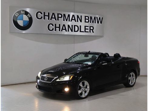 Used 2011 Lexus IS 250C RWD image 2