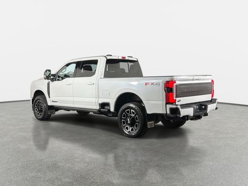 Used 2025 Ford F350 Platinum AWD/4WD image 5