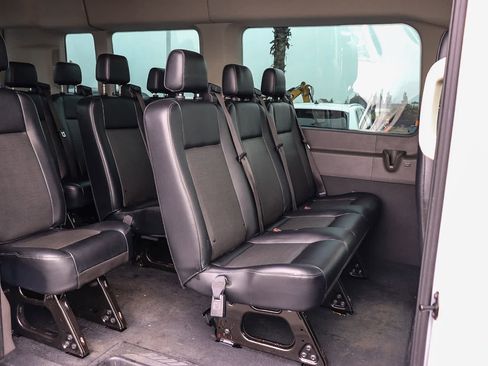 Used 2022 Ford Transit 350 XL image 14