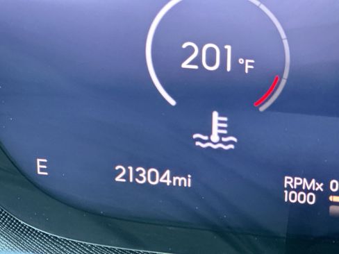 Used 2025 Buick Enclave Preferred image 15