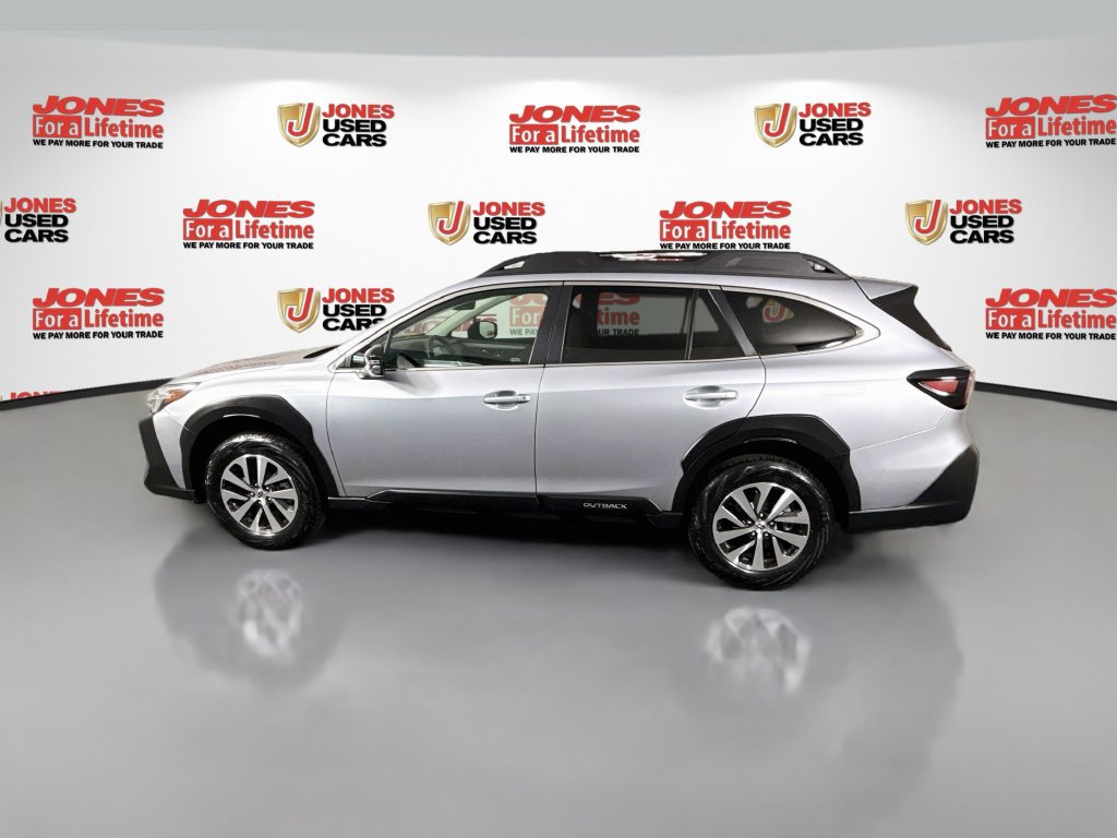 Used 2025 Subaru Outback Premium AWD/4WD image 15
