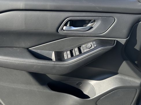 New 2026 Nissan Rogue SV AWD/4WD image 26
