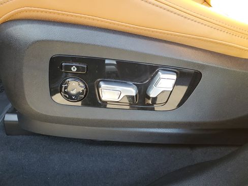 Used 2024 BMW X5 xDrive40i w/ Executive Package image 20