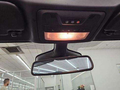 Used 2019 Buick Cascada Premium image 30