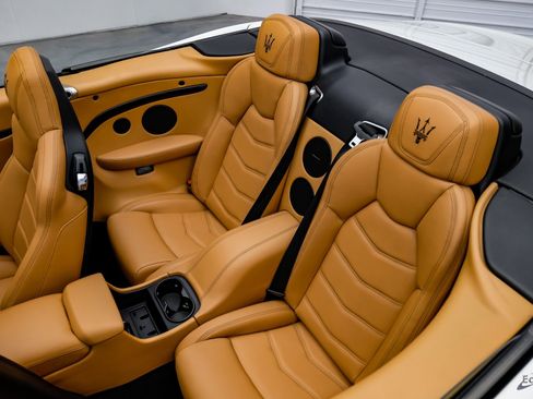 Used 2018 Maserati GranTurismo Sport image 78