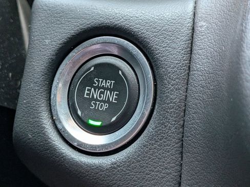 Used 2024 Chevrolet Tahoe Z71 w/ Luxury Package image 34