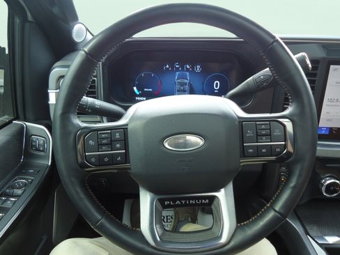 Used 2023 Ford F250 Platinum AWD/4WD image 15