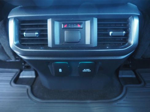 Used 2023 Ford F150 Lariat w/ Equipment Group 502A High image 19