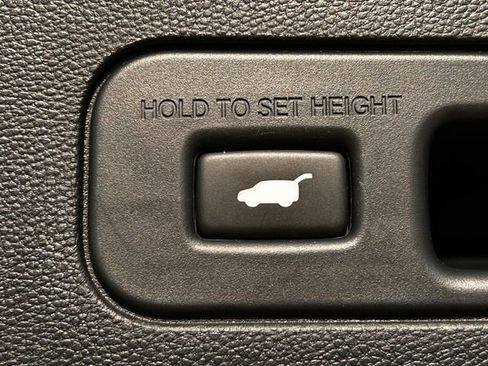 Used 2024 Acura MDX SH-AWD w/ Technology Package image 35