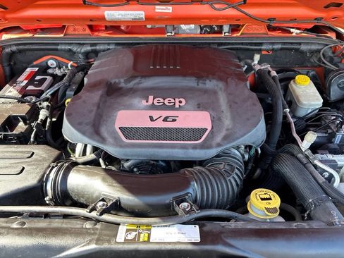 Used 2015 Jeep Wrangler Sport w/ Quick Order Package 23S AWD/4WD image 13