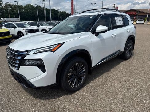 New 2026 Nissan Rogue Platinum w/ Platinum Premium Package AWD/4WD image 3