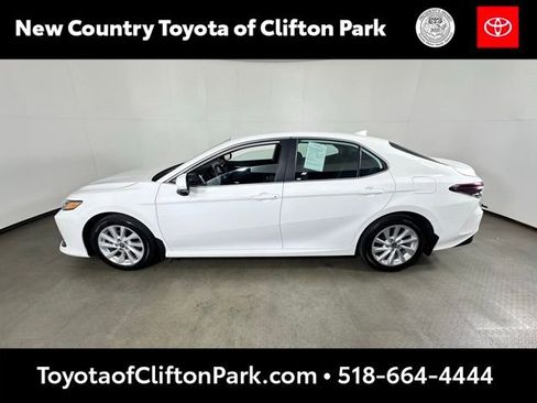 Used 2023 Toyota Camry LE image 6
