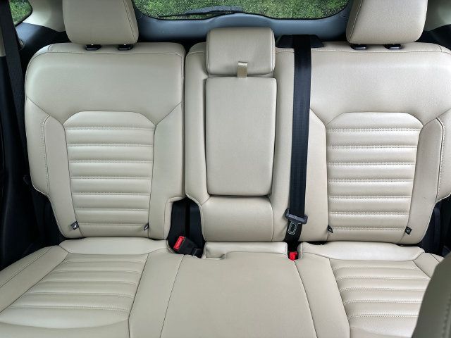 Certified 2023 Ford Edge SEL w/ Convenience Package AWD/4WD image 40