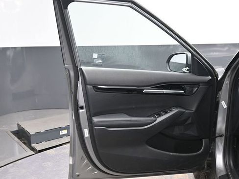 Used 2025 Kia Seltos S image 13