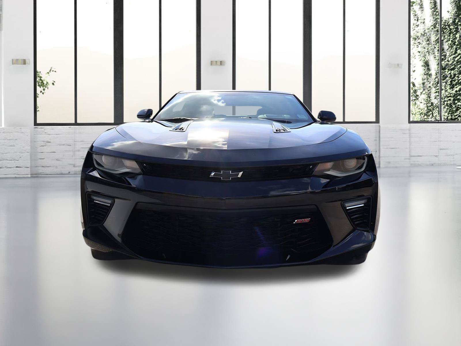 Used 2016 Chevrolet Camaro SS RWD image 8